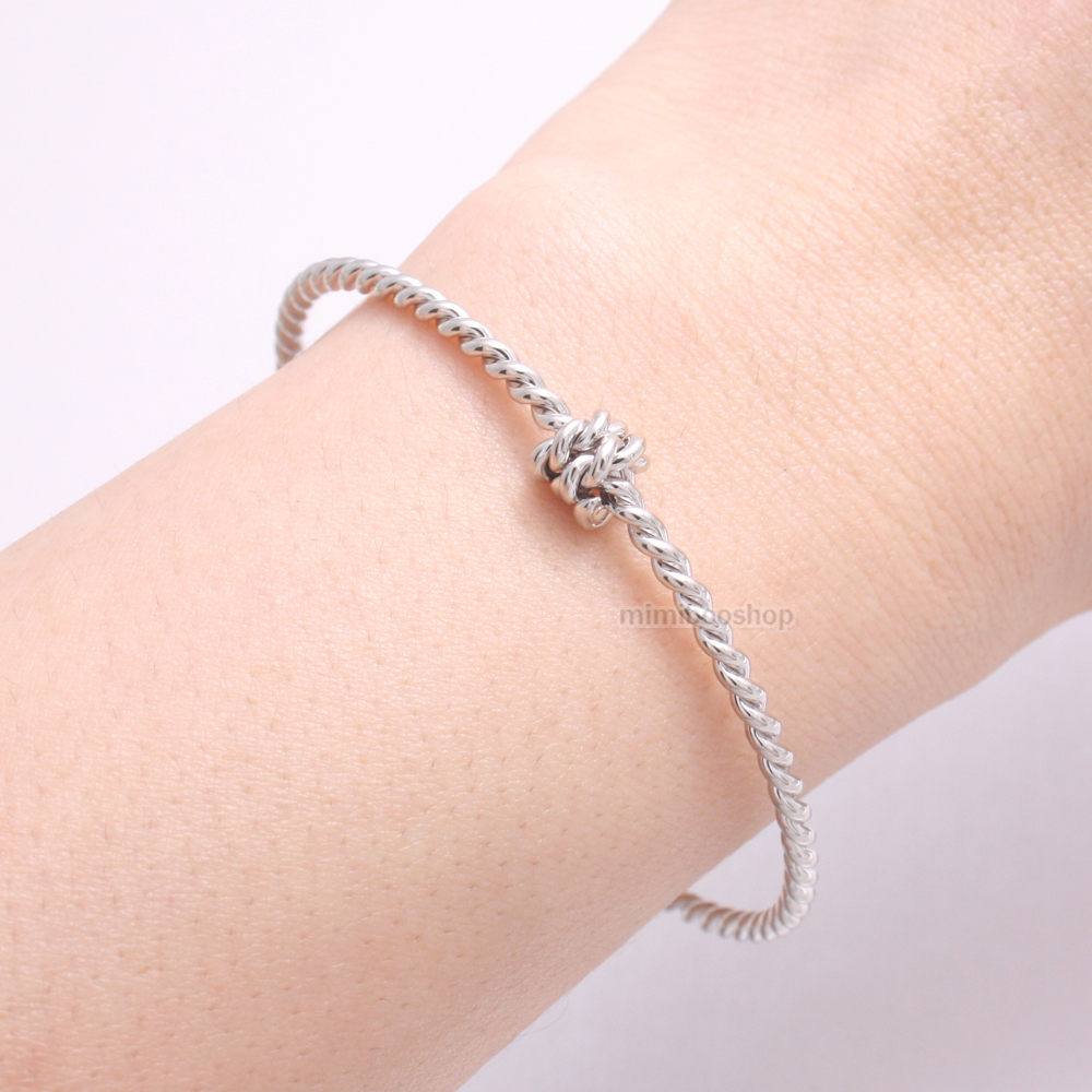 Rope Knotted Bracelet on Luulla